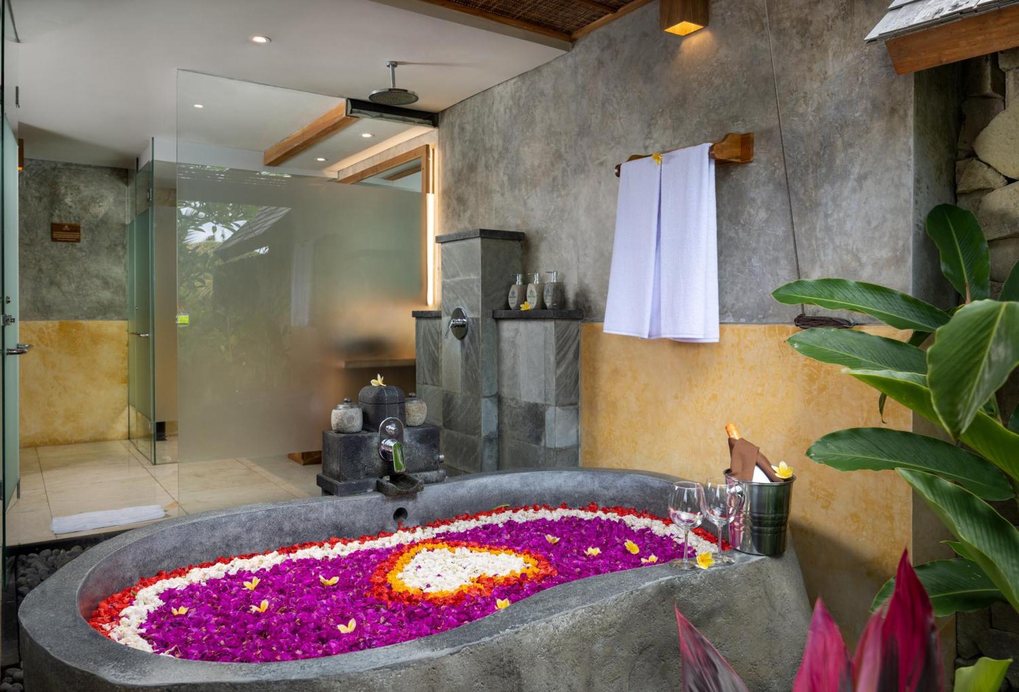 Wana Bucu Villas By Pramana Villas Убуд Екстериор снимка